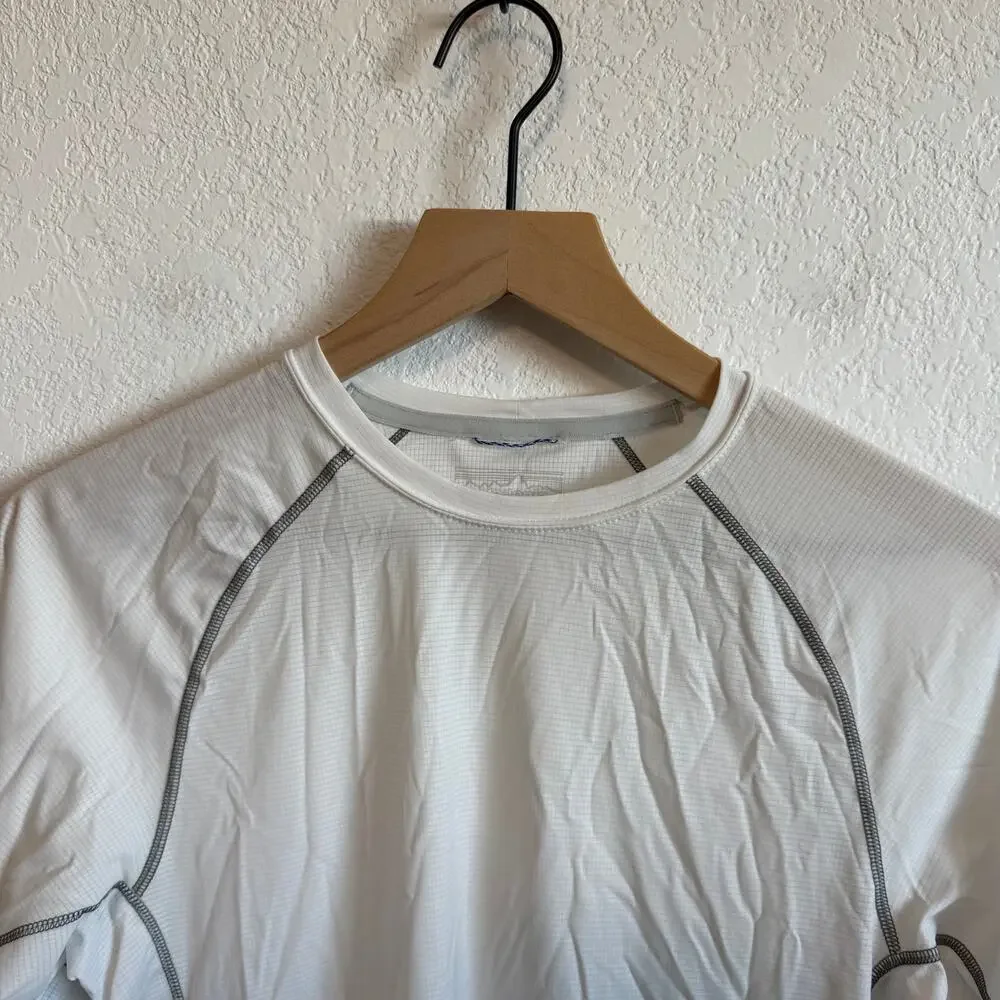 Patagonia Men's Capilene Lightweight Crewneck Long Sleeve Baselayer Top White XS